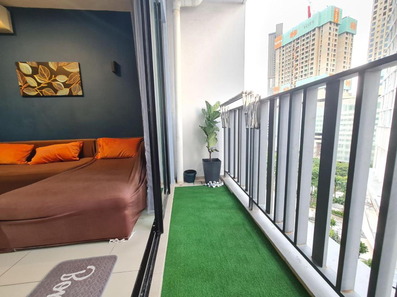 9Pax 2R2B Family Suite, I-City, I-Suite, Hyde, Beside Theme Park, Wifi 50-55" Smart Tv Shah Alam Luaran gambar