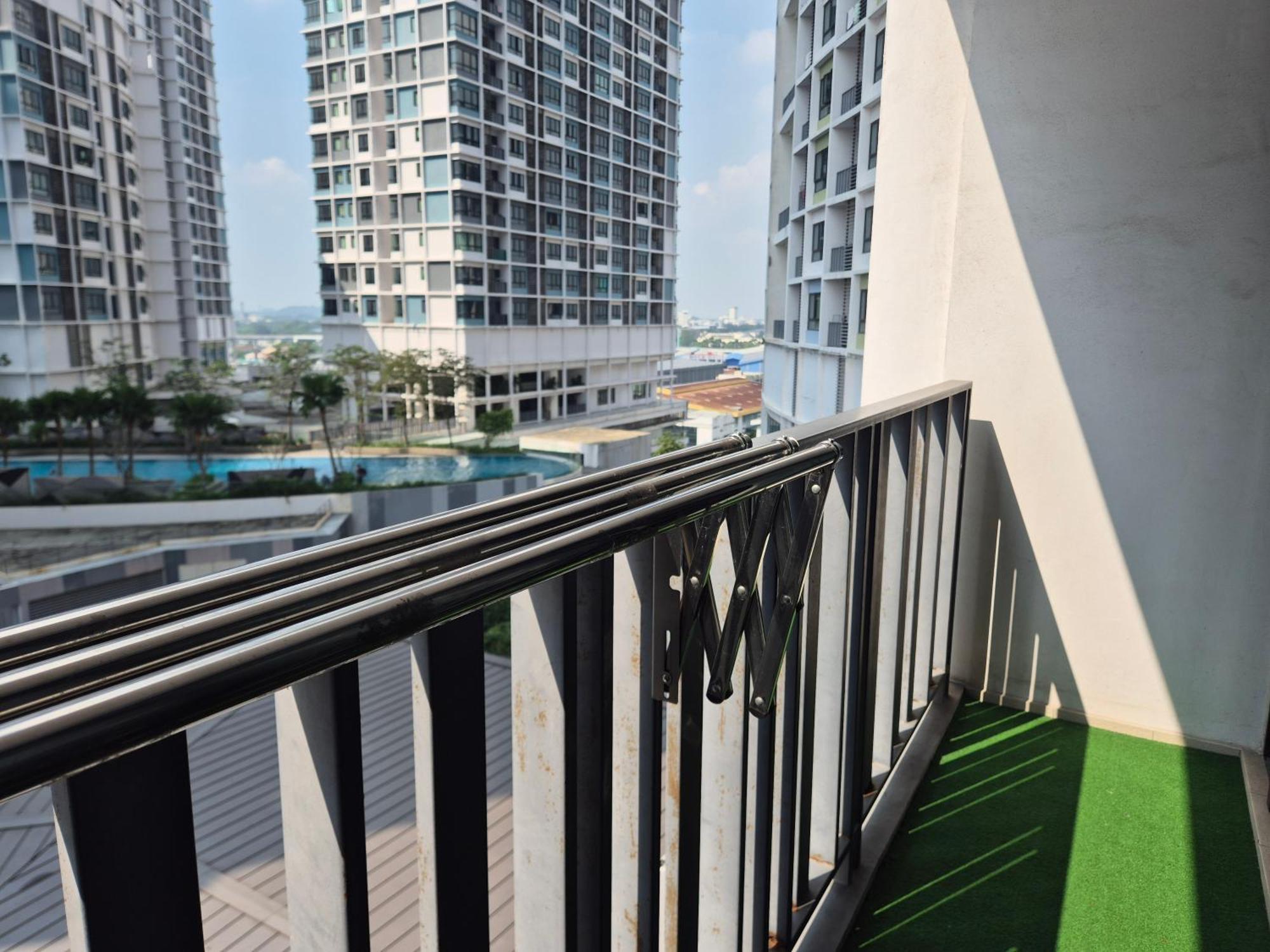 9Pax 2R2B Family Suite, I-City, I-Suite, Hyde, Beside Theme Park, Wifi 50-55" Smart Tv Shah Alam Luaran gambar